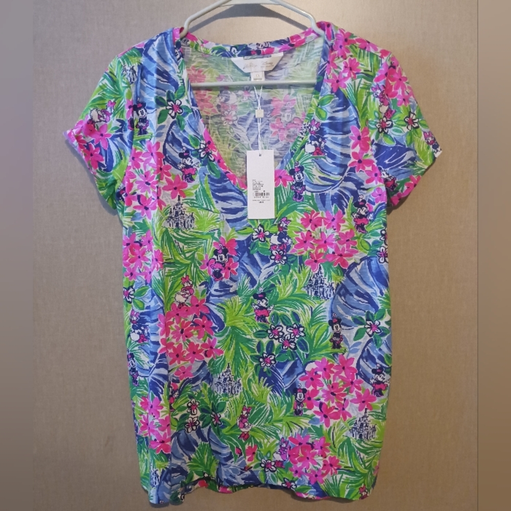 NWT Lilly Pulitzer Disney Print V-Neck Etta Top Size M